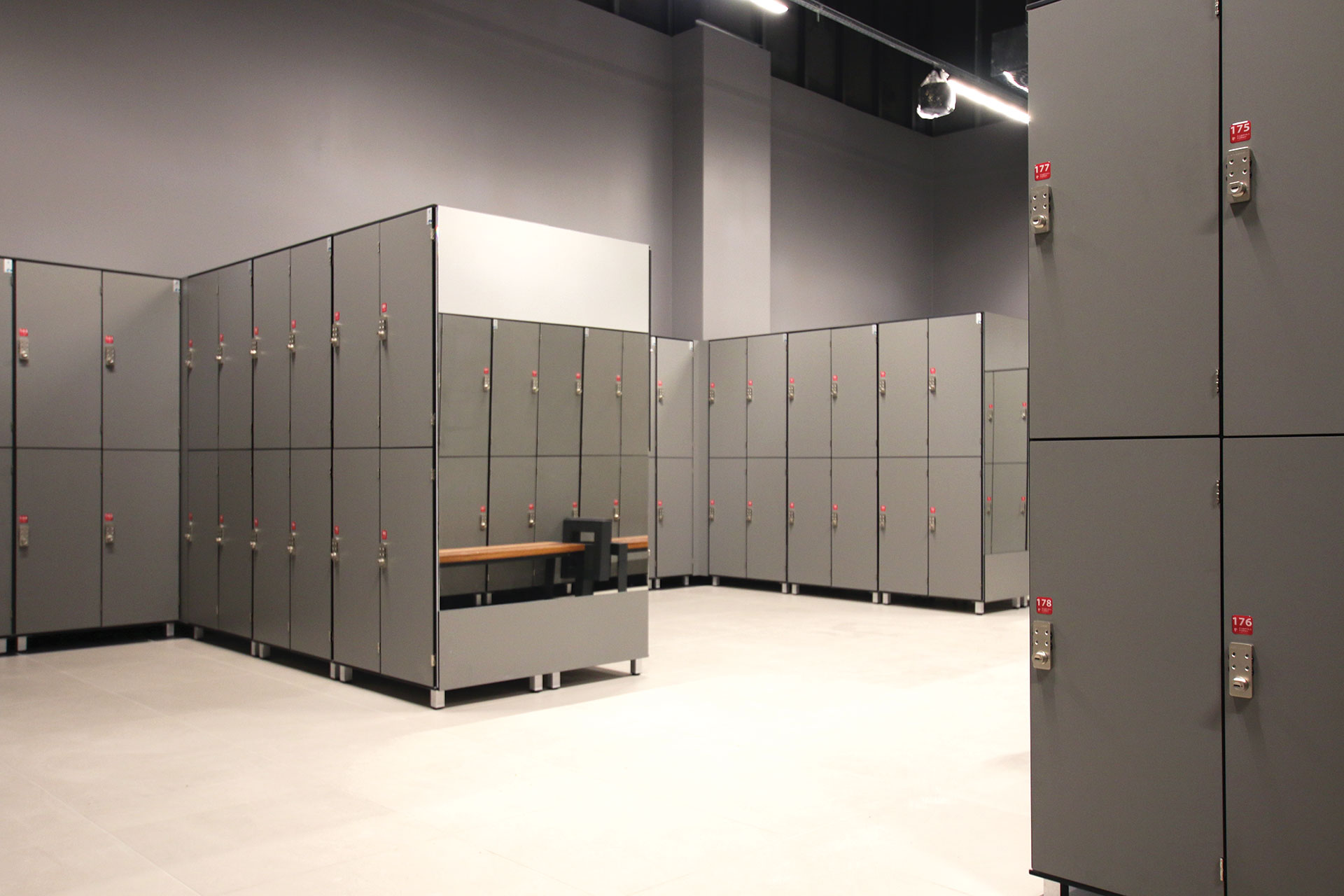 Taurus szare szafki z HPL