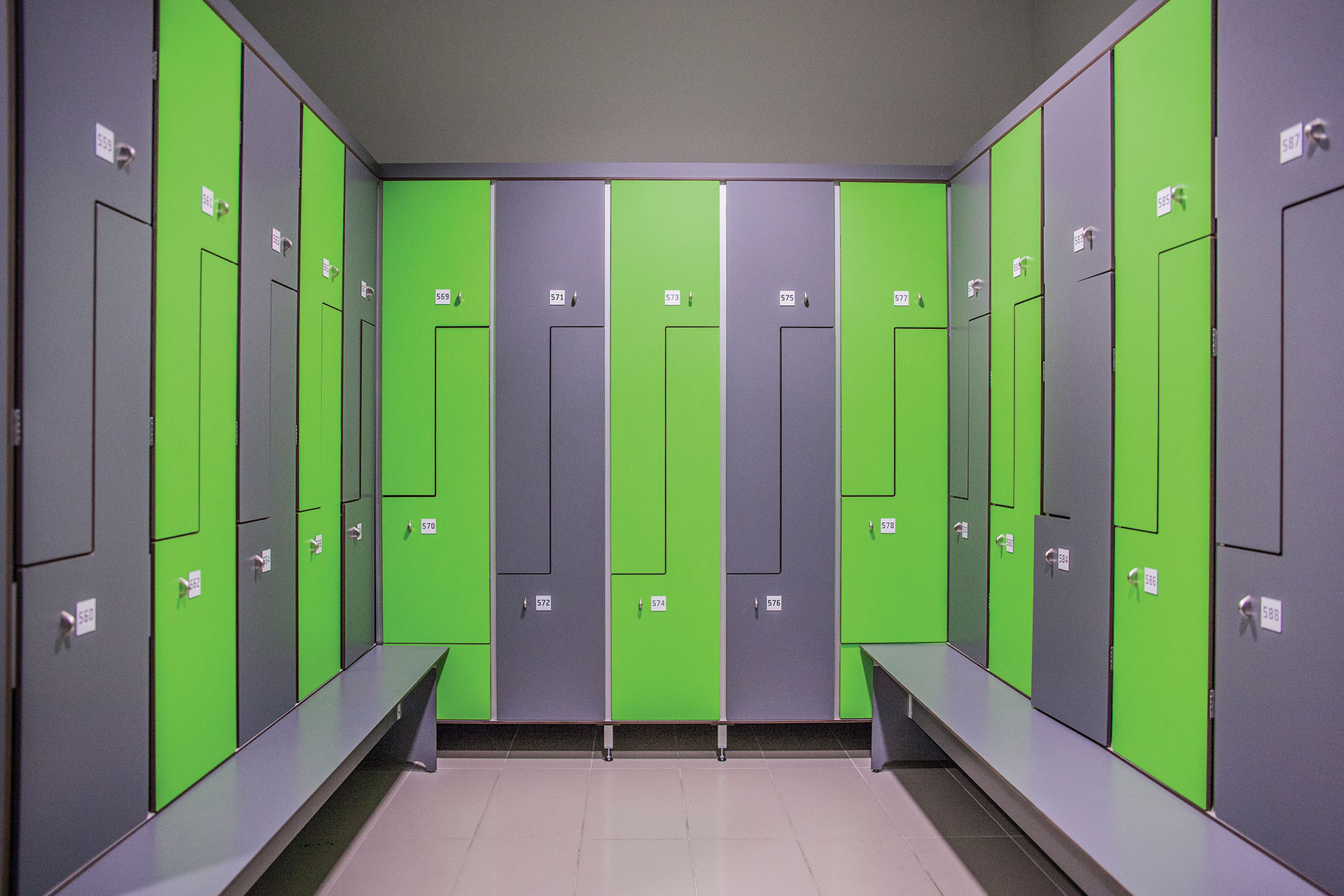 Artus szafki ubraniowe na profilach szaro-zielone